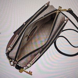 Fossil crossbody beige bag